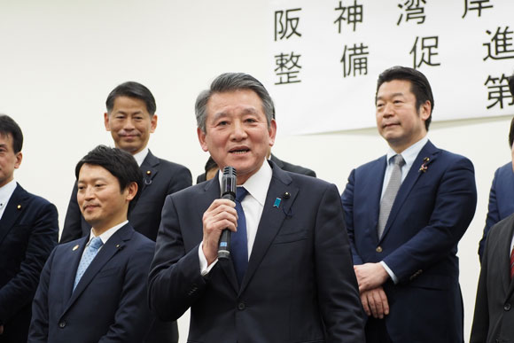 阪神湾岸地域高速道路網整備促進　国会議員連盟　第6回総会で、県議会連盟会長として挨拶