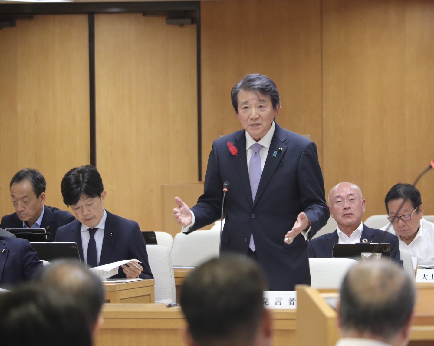 県議会決算特別委員会にて質疑